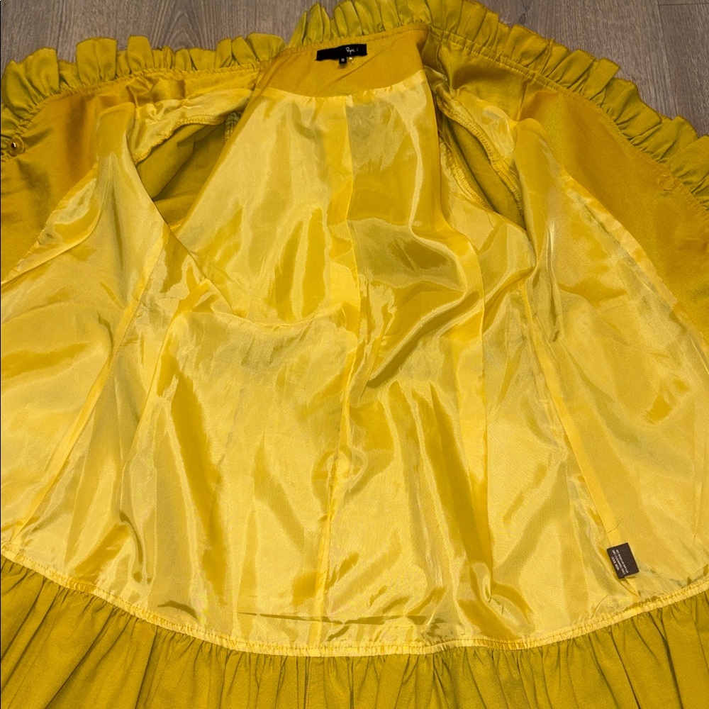 Ryu Golden Ruffle Jacket - Picture 7 of 9